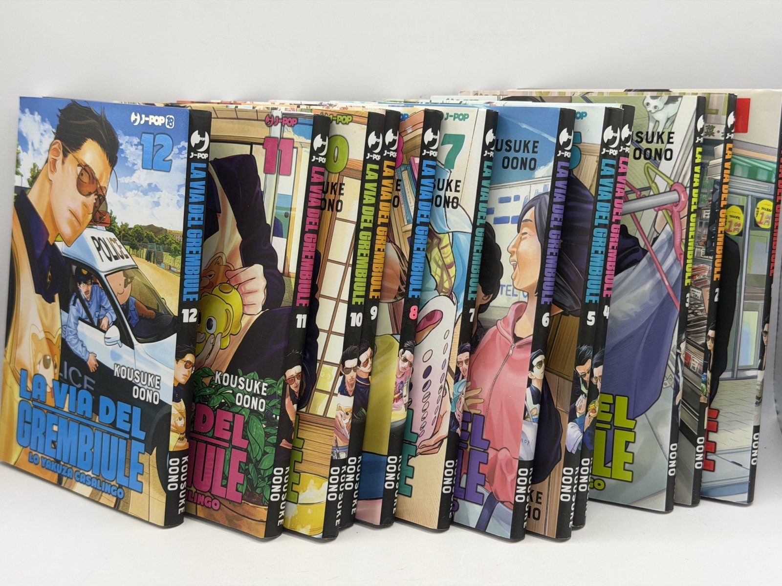 LA VIA DEL GREMBIULE Kousuke Oono 1 2 3 4 5 6 7 8 9 10 11 12 Manga