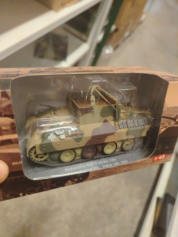 Tanque Bergepanther Ausf. G Altaya a escala 1/43