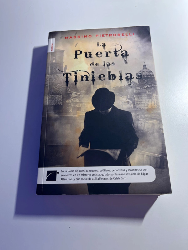 Libro la puerta de las tinieblas