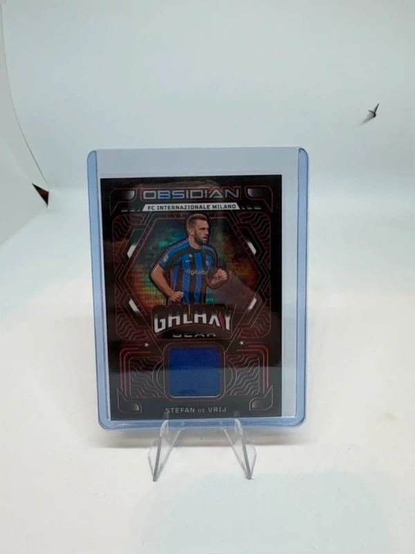 Panini obsidian 2022-23 Stefan de Vrij Patch /44