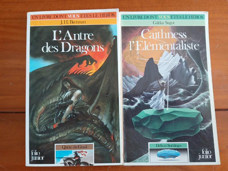Un livre dont vous êtes le héros. L’antre des dragons et Caïthness l’élémentaliste