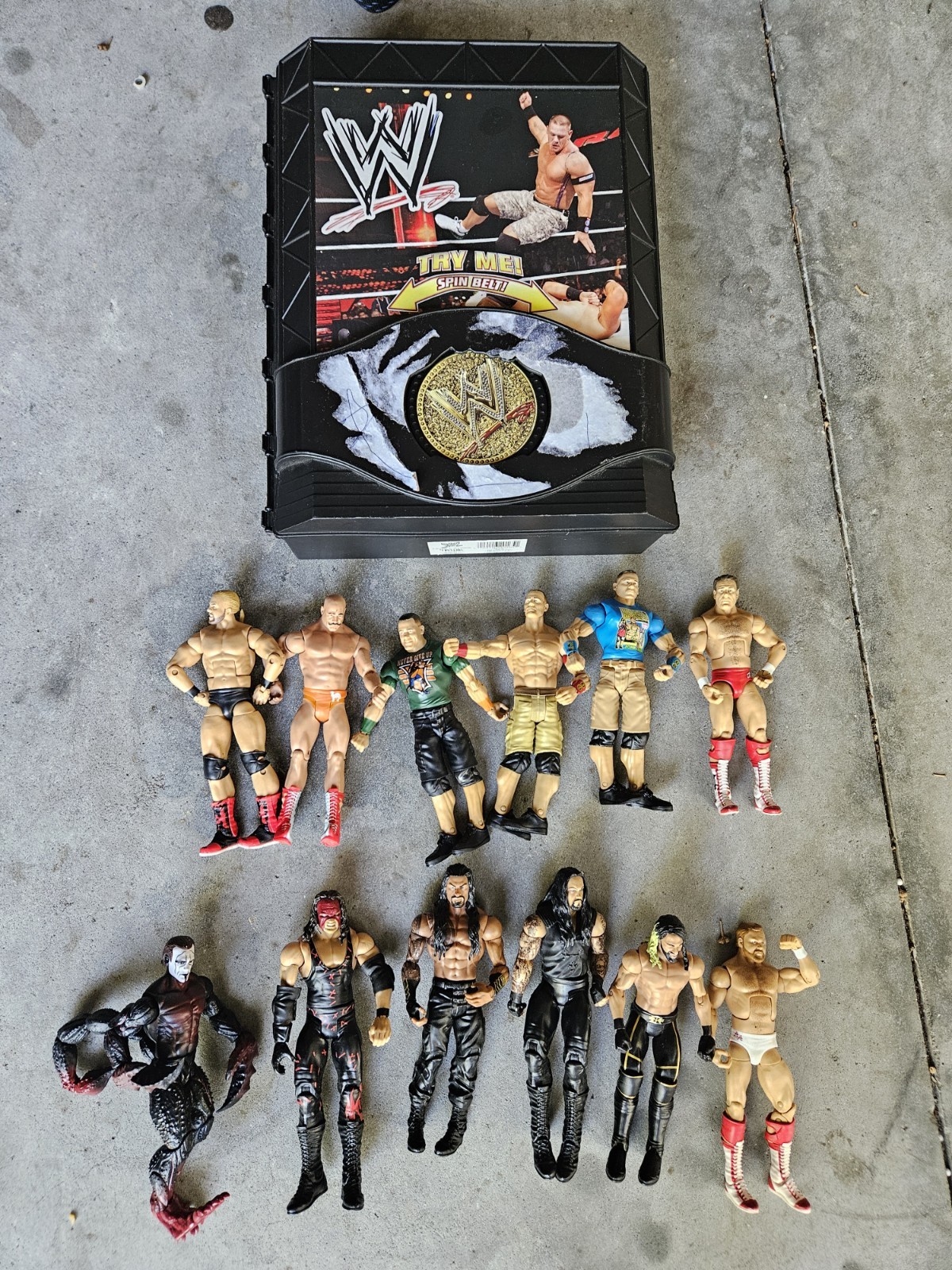 Lotto action figure WWE Wrestling 2011-2012 - John Cena - Undertaker - Mutant...