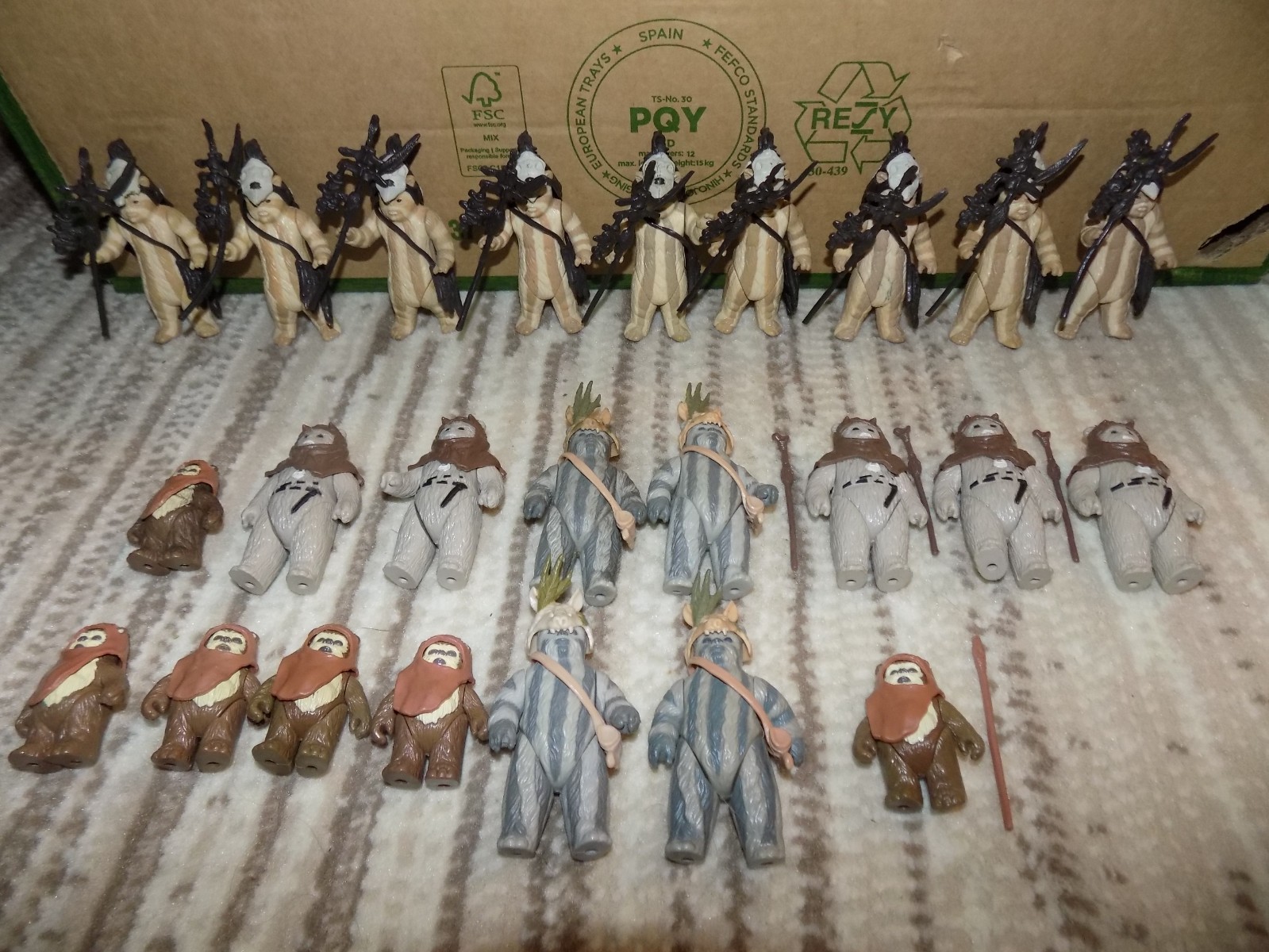 VINTAGE STAR WARS Chief Cherpa, Wicket, Teebo, EWOKS GRIGIO costruire un lotto