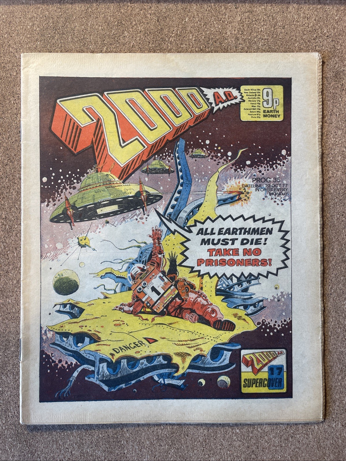 2000AD #35 VGC 1977 Judge Dredd, Shako, Dan Dare, Mach 1