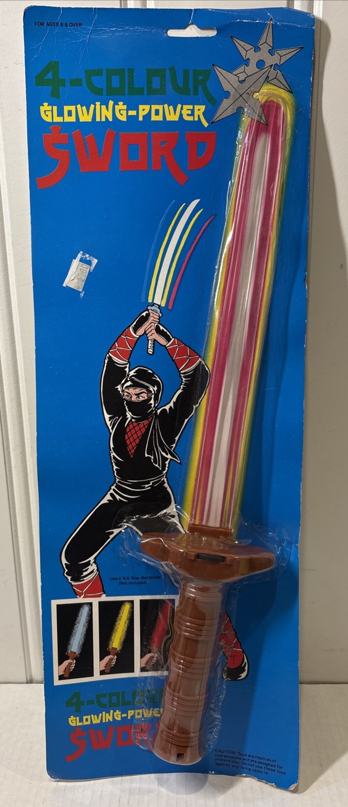 NUOVO NOS VINTAGE 4 colori incandescente spada elettrica giocattolo illuminato a batteria non testato
