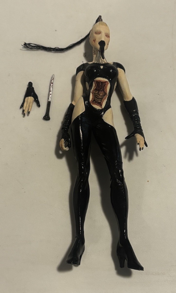 NECA Reel Toys Hellraiser Serie 1 - Modellino sciolto doppio filo