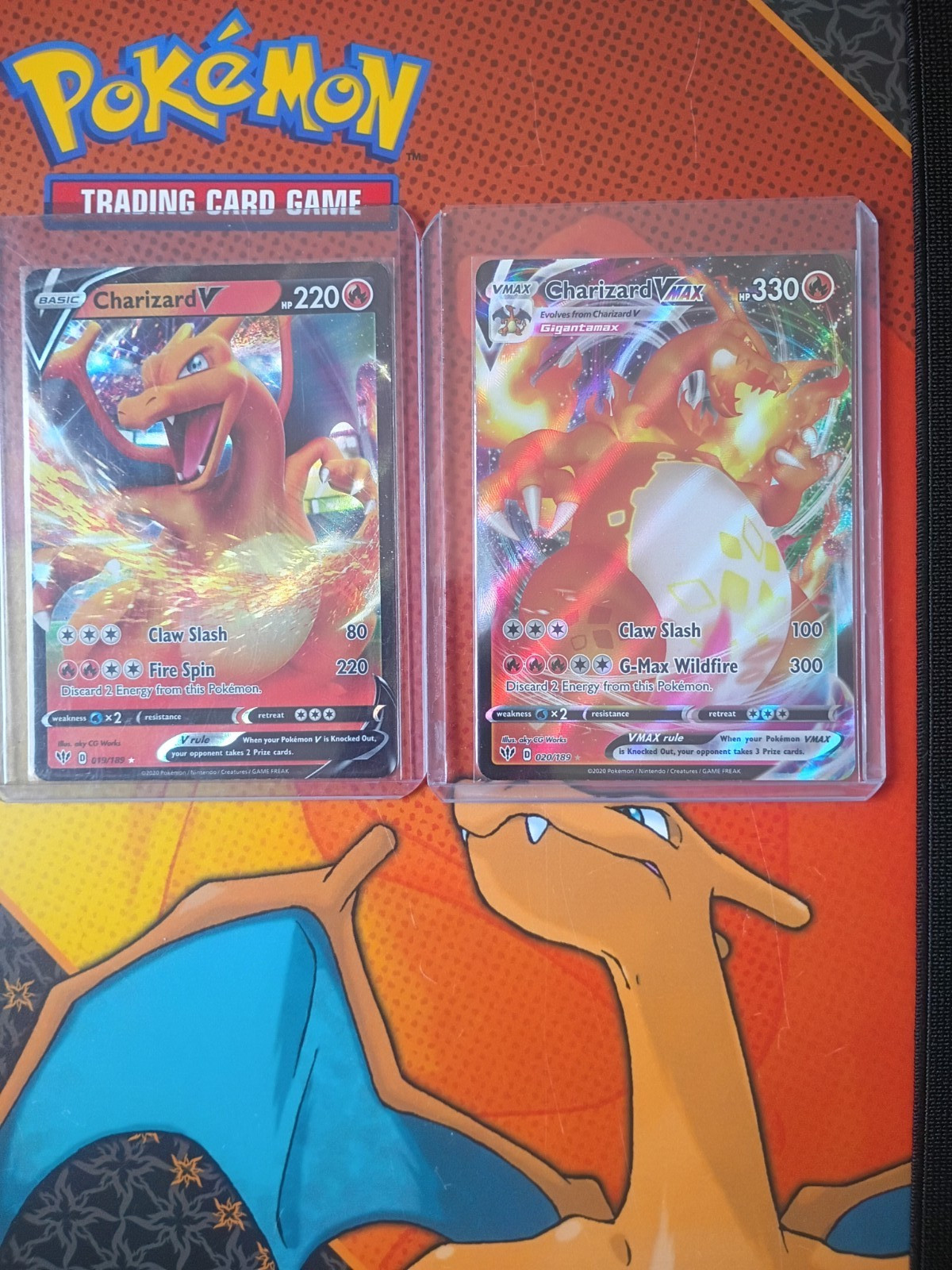 Pokémon TCG Charizard VMAX 020/189 Darkness Ablaze Holo Rare Card & Charizard V
