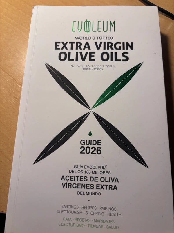 Guía Evooleum 100 100 mejores aceites de oliva vírgenes extra del mundo. Edición 2026