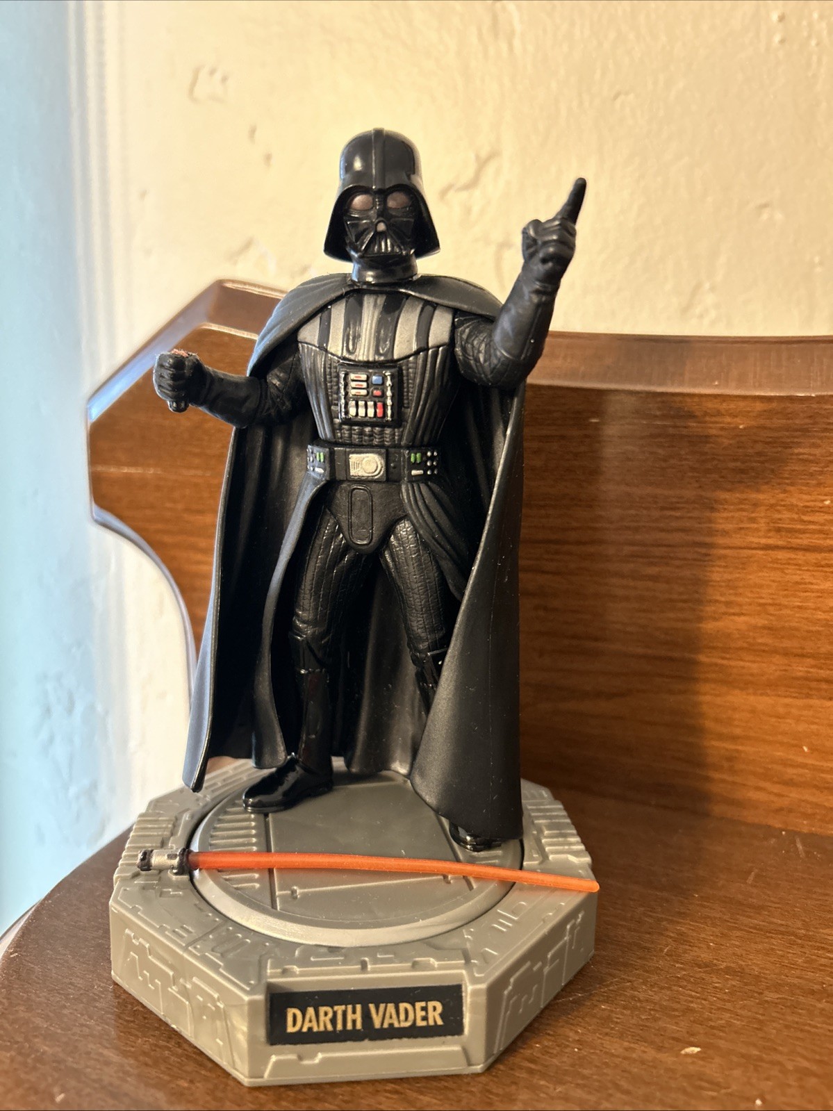 Star Wars Darth Vader Vintage 98' Lucas Films Hasbro Figura su supporto girevole