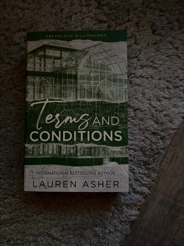Engels | Terms and Conditions Paperback