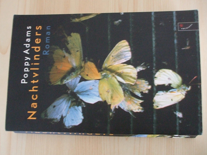Poppy Adams - Nachtvlinders 9789063053321