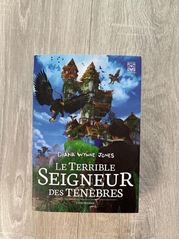 Livre le terrible seigneur des ténèbres