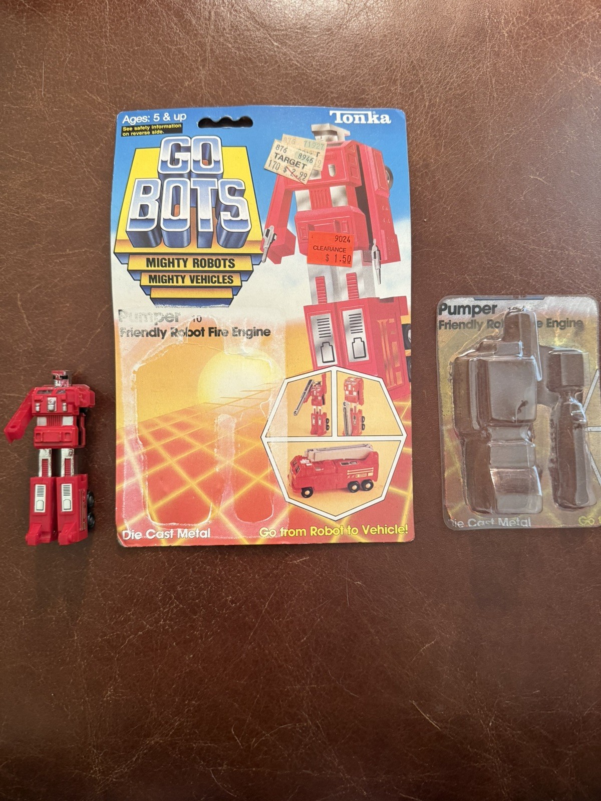 Tonka Go-Bots Guardian Pumper fire engine with card back and bubble 