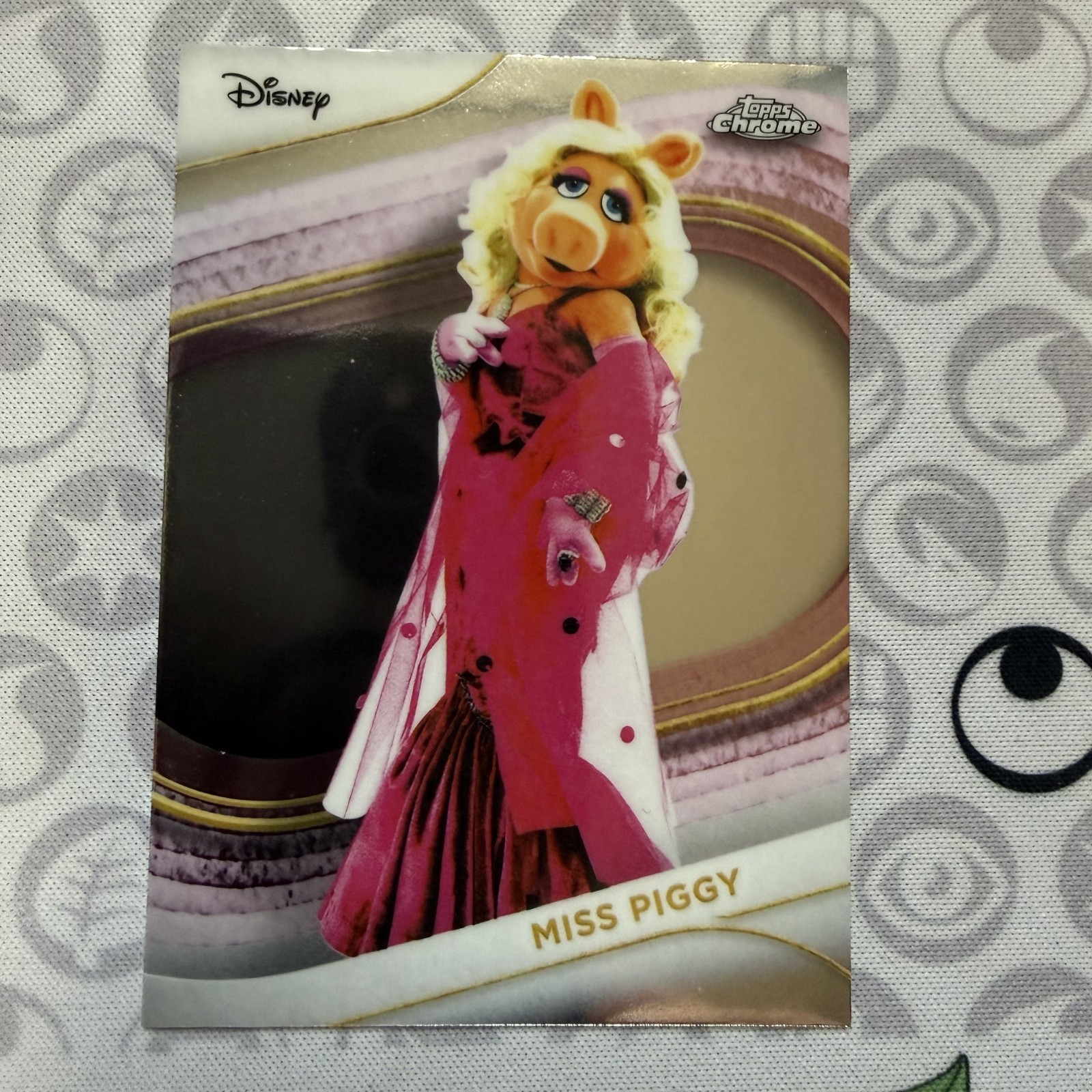 Miss Piggy 2025 Topps Chrome Disney #123 Base Card - Muppets - NEAR MINT
