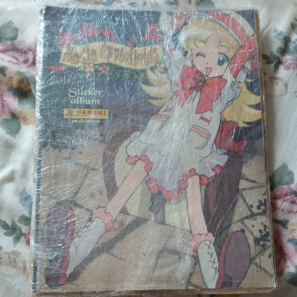 ALBUM  E SET COMPLETO  DI FIGURINE DA ATTACCARE NADJA APPLEFIELDS 