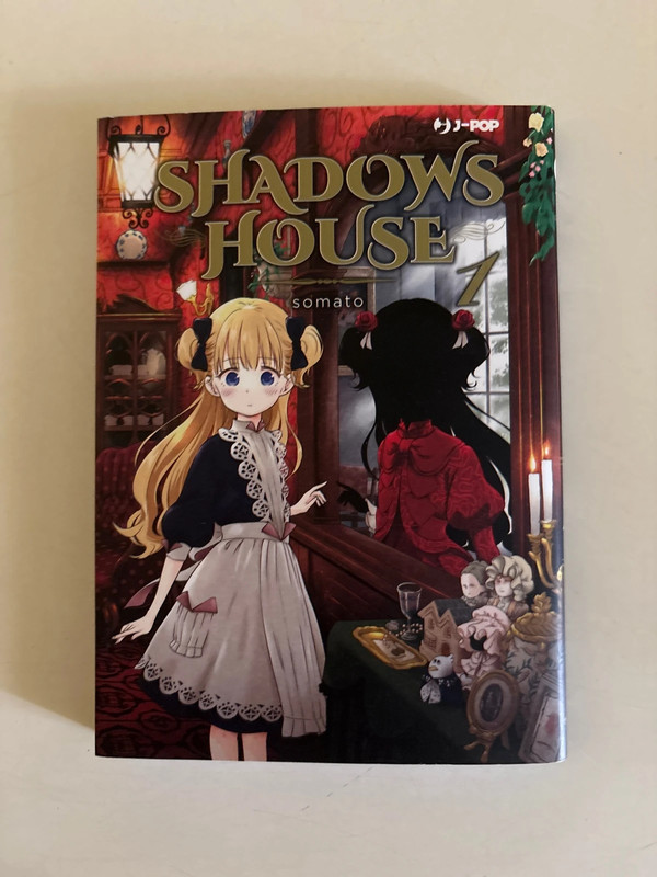 Manga Shadows House vol.1 + cartolina
