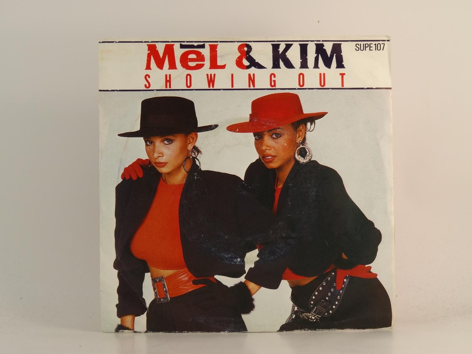 MEL AND KIM SHOWING OUT (79) 2 Track 7" Single including Picture Sleeve SUPREME 