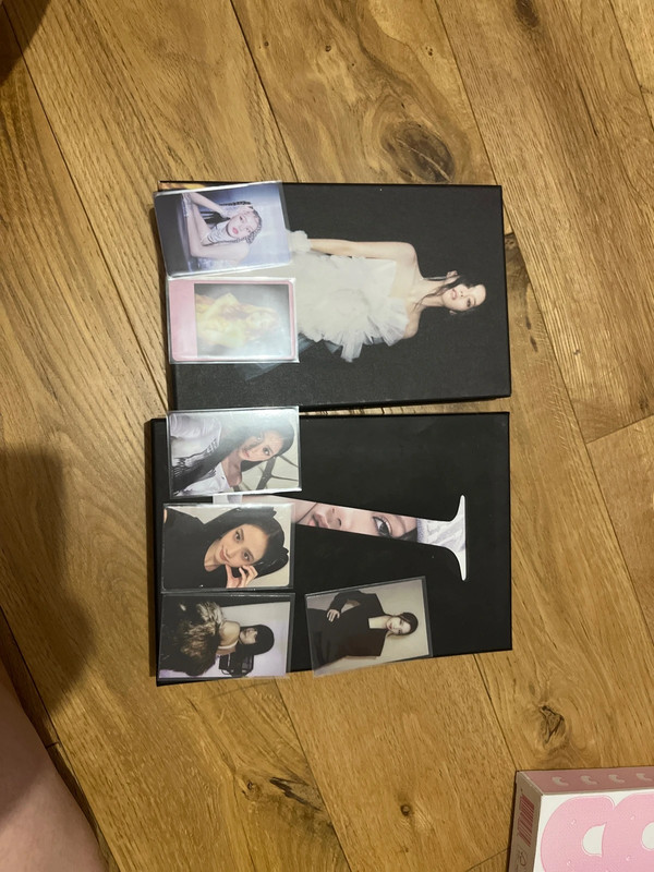 Albums black pink