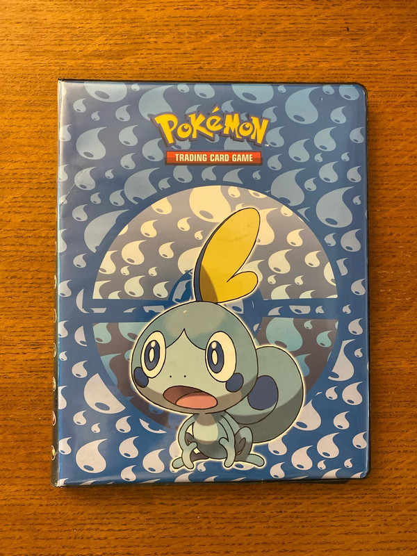 Classeur de cartes pokémon (avec cartes)