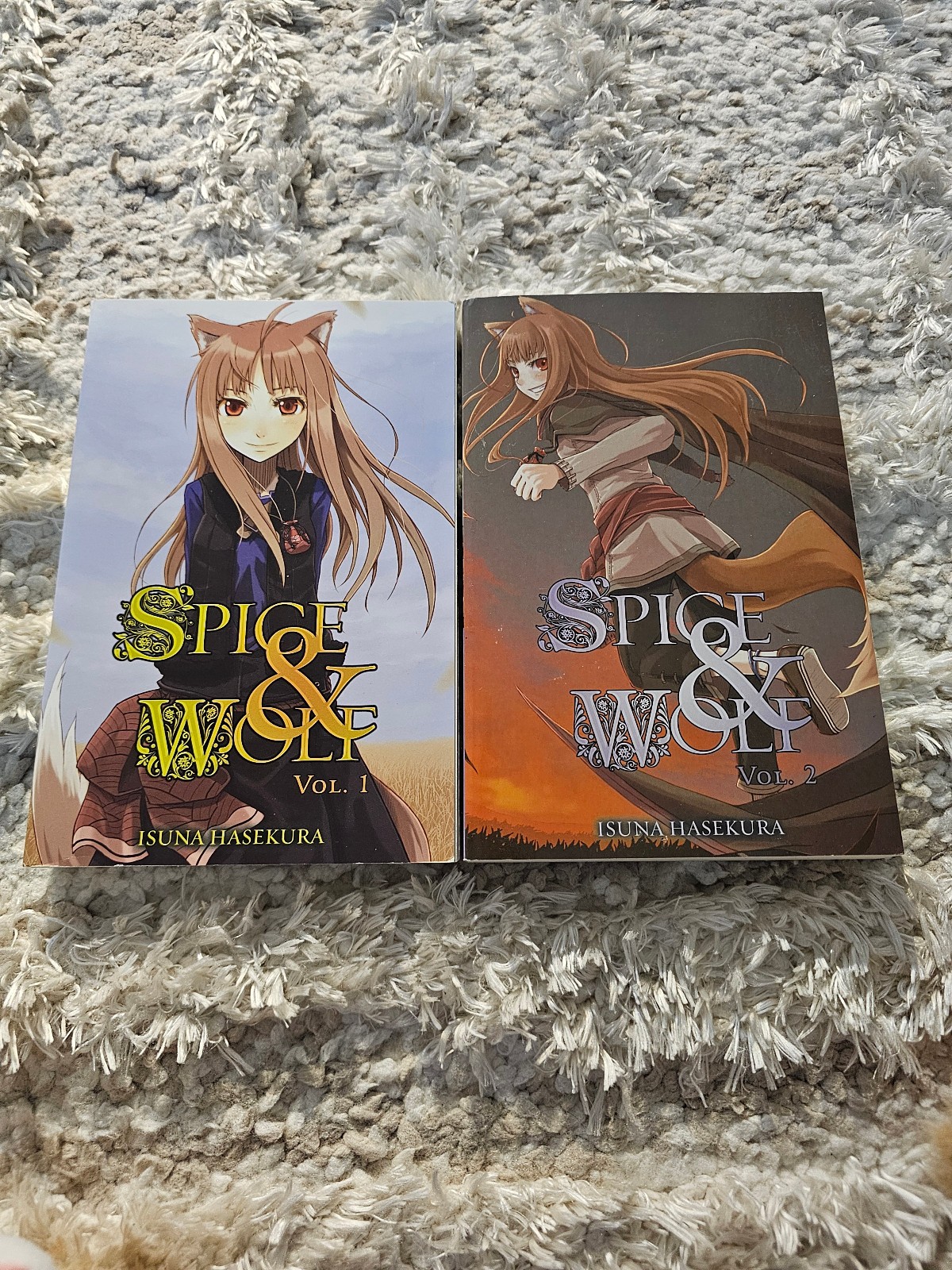 Spice and Wolf Light Novel Volume 1 e 2 (Perfette Condizioni)