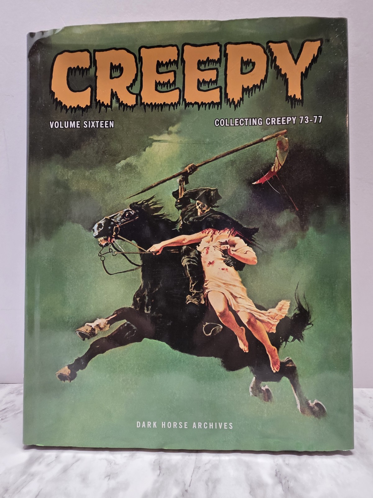 Creepy Archives Vol 16 Dark Horse copertina rigida 2013 prima edizione numeri 73-77