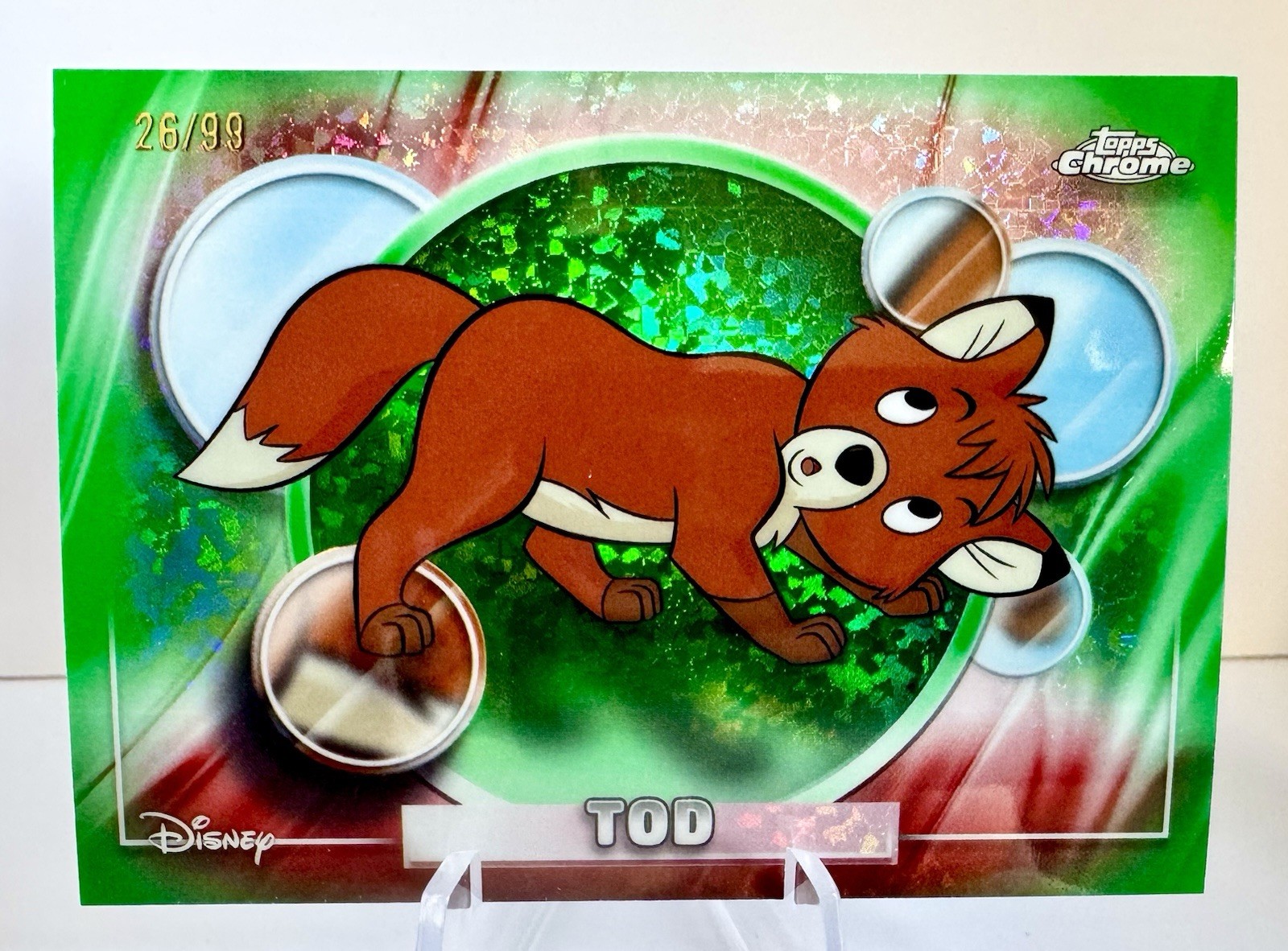 2026 Topps Chrome Disney verde mini rifrattore diamante /99 Tod #45 Fox Hound SP
