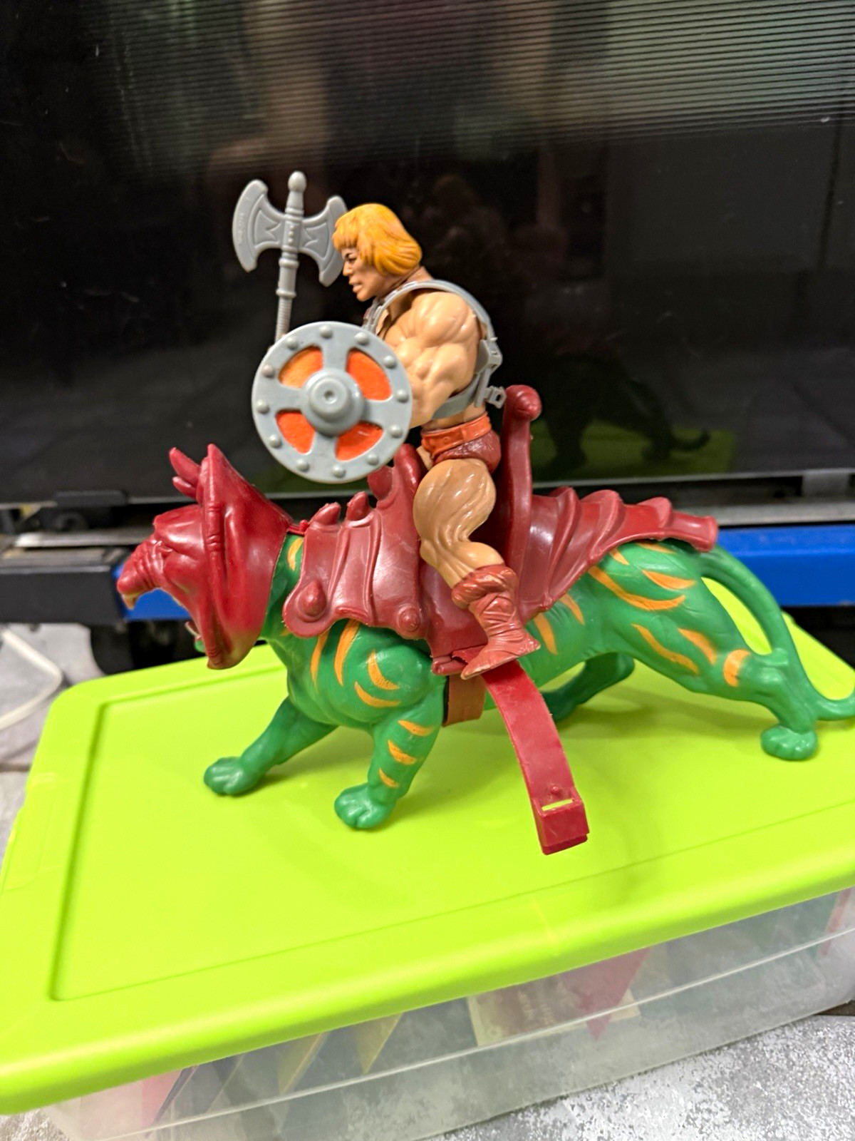 Masters of the Universe 1981 He-Man Battle Cat Tiger Set con spada scudo ascia 