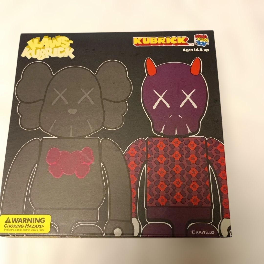 Medicom Toy KAWS KUBRICK Figure Set of 2 Designer Art Toys Collectible New japan