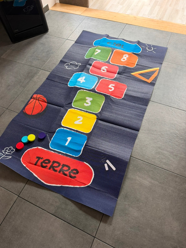Tapis de jeu marelle