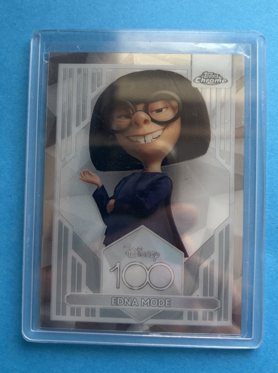 Topps Chrome 2023 Disney 100 Years of Wonder #80 Edna Mode - Base Card 