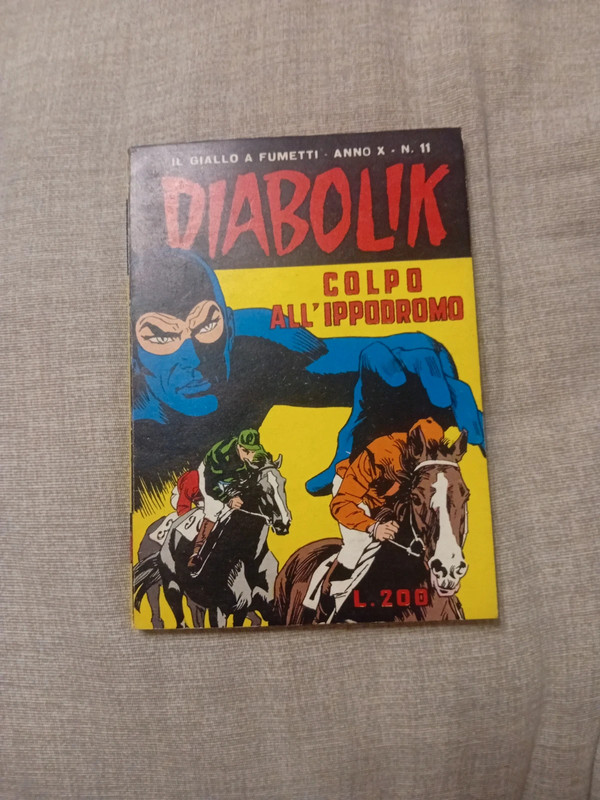 Diabolik, colpo all'ippodromo, anno 71
