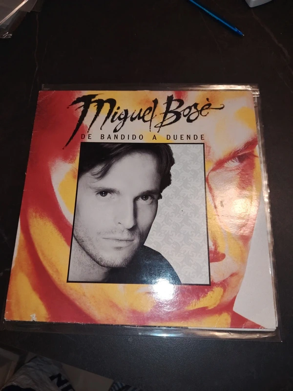 Miguel Bosé