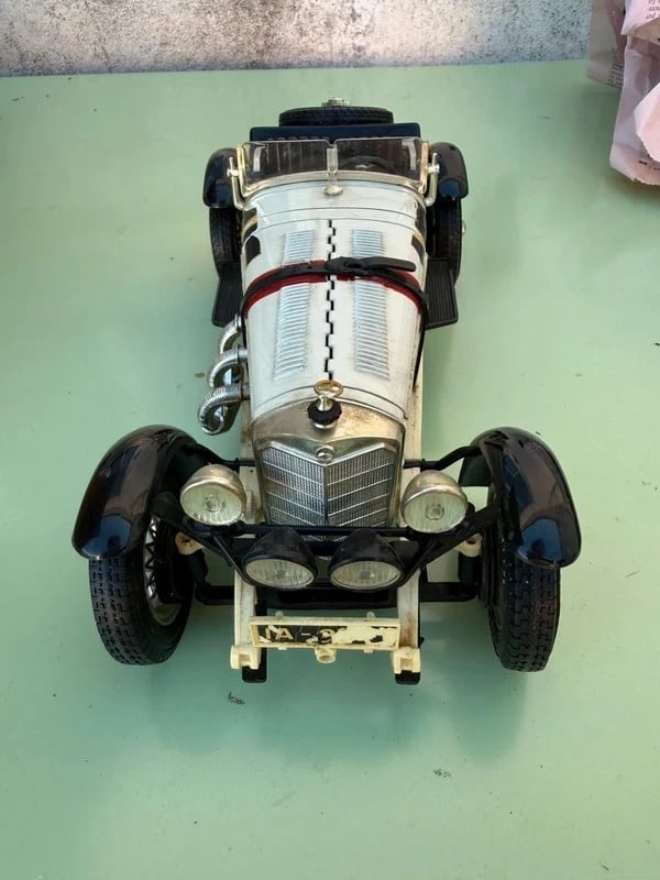 Modellino Mercedes-Benz SSK 1928 1:18 die-cast - bburago - made in Italy