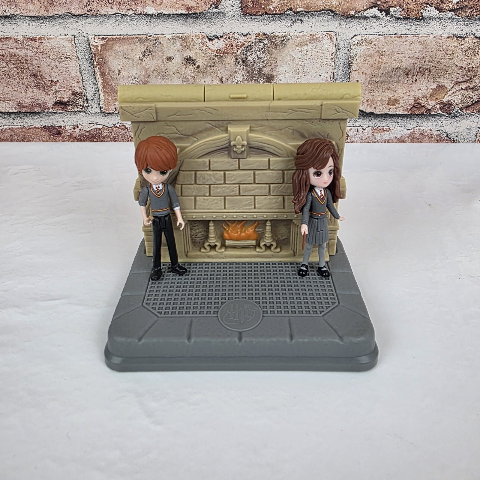 Harry Potter Magical Minis Room of Requirement Playset Figure Wizarding World