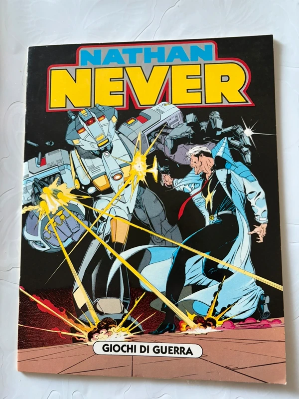Volumetto allegato al numero 19 di Natan Never