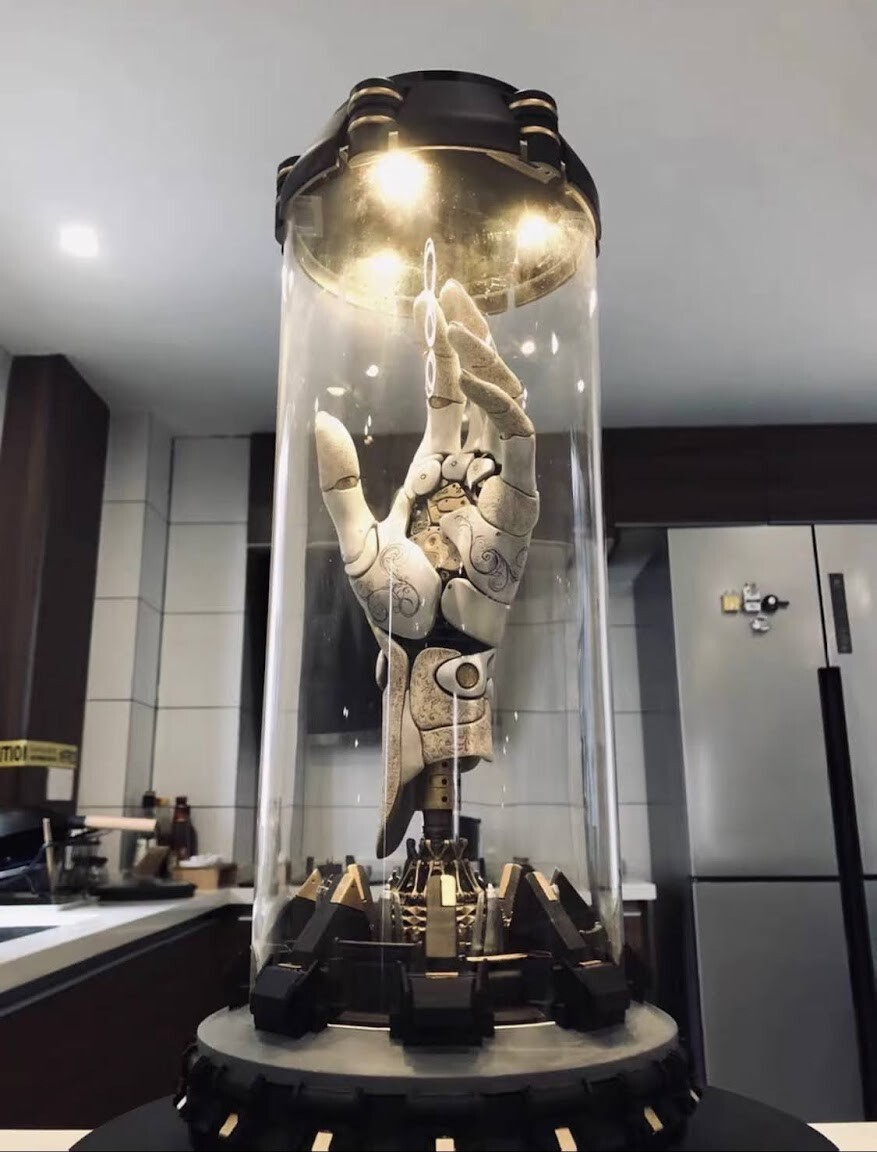 ALITA BATTLE ANGEL MODELLO STATUA MANO 