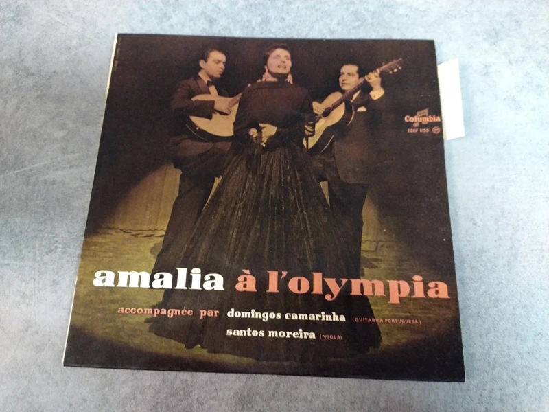 Amalia Rodrigues à l'Olympia disque vinyle Ep 45 Tours languette