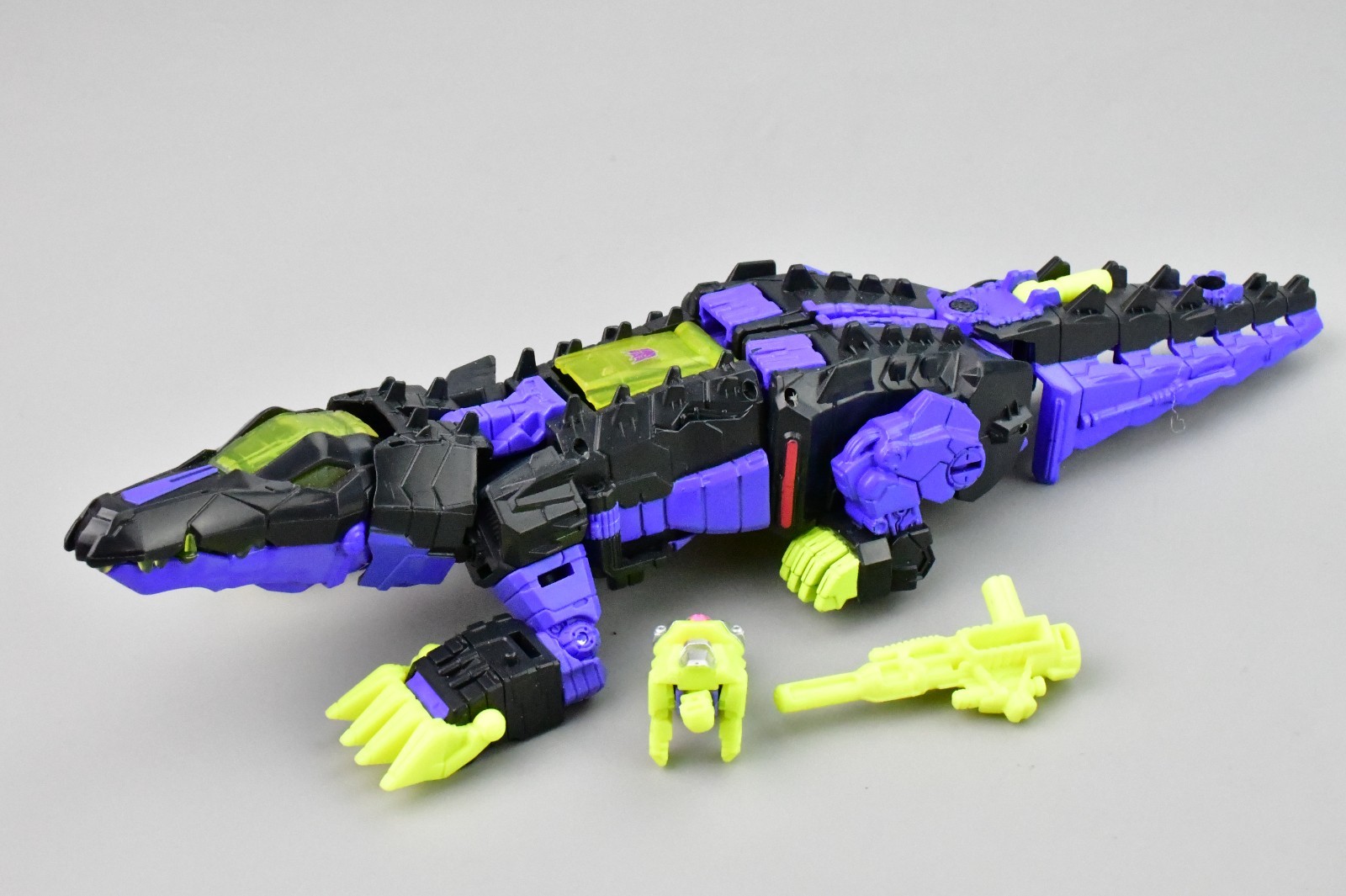 Transformers Titans Return Krok Complete Deluxe