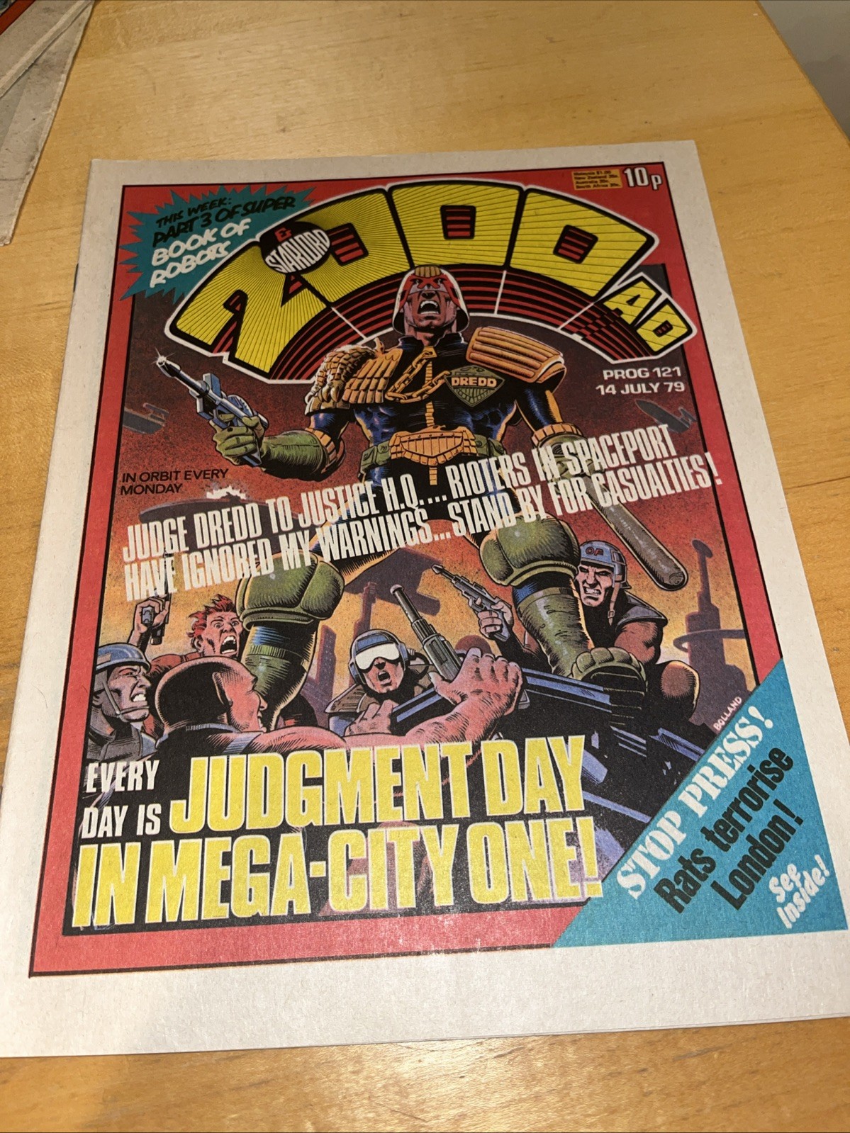 2000AD PROG 121