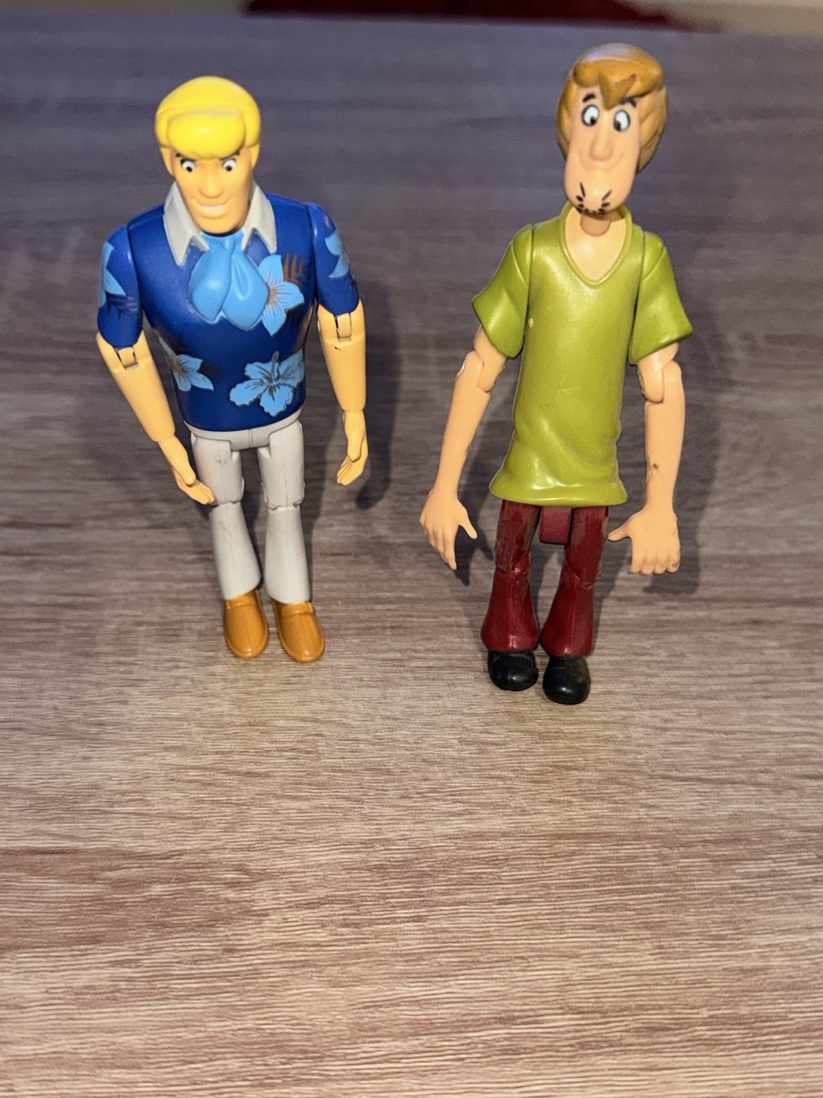 2001 Hawaiian Shirt Fred And Shaggy Scooby Doo Figures 5 Inches