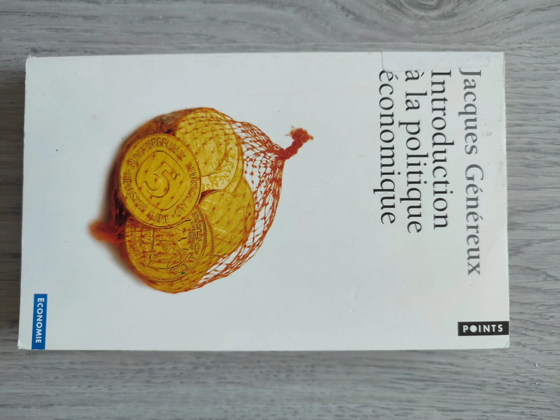 Livre : Introduction à la politique économique