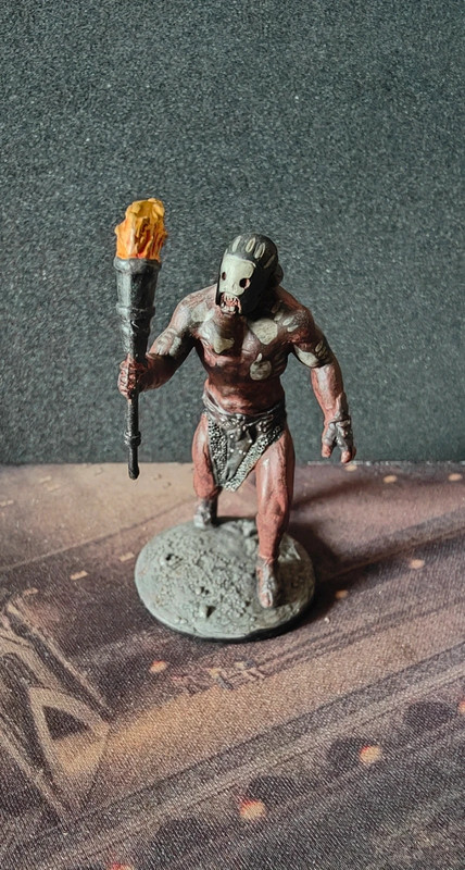Statuetta Uruk-hai bellicoso Eaglemoss The Lord of the Rings collector's Models
