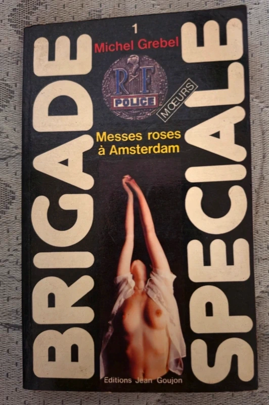 Livre Messes roses à Amsterdam