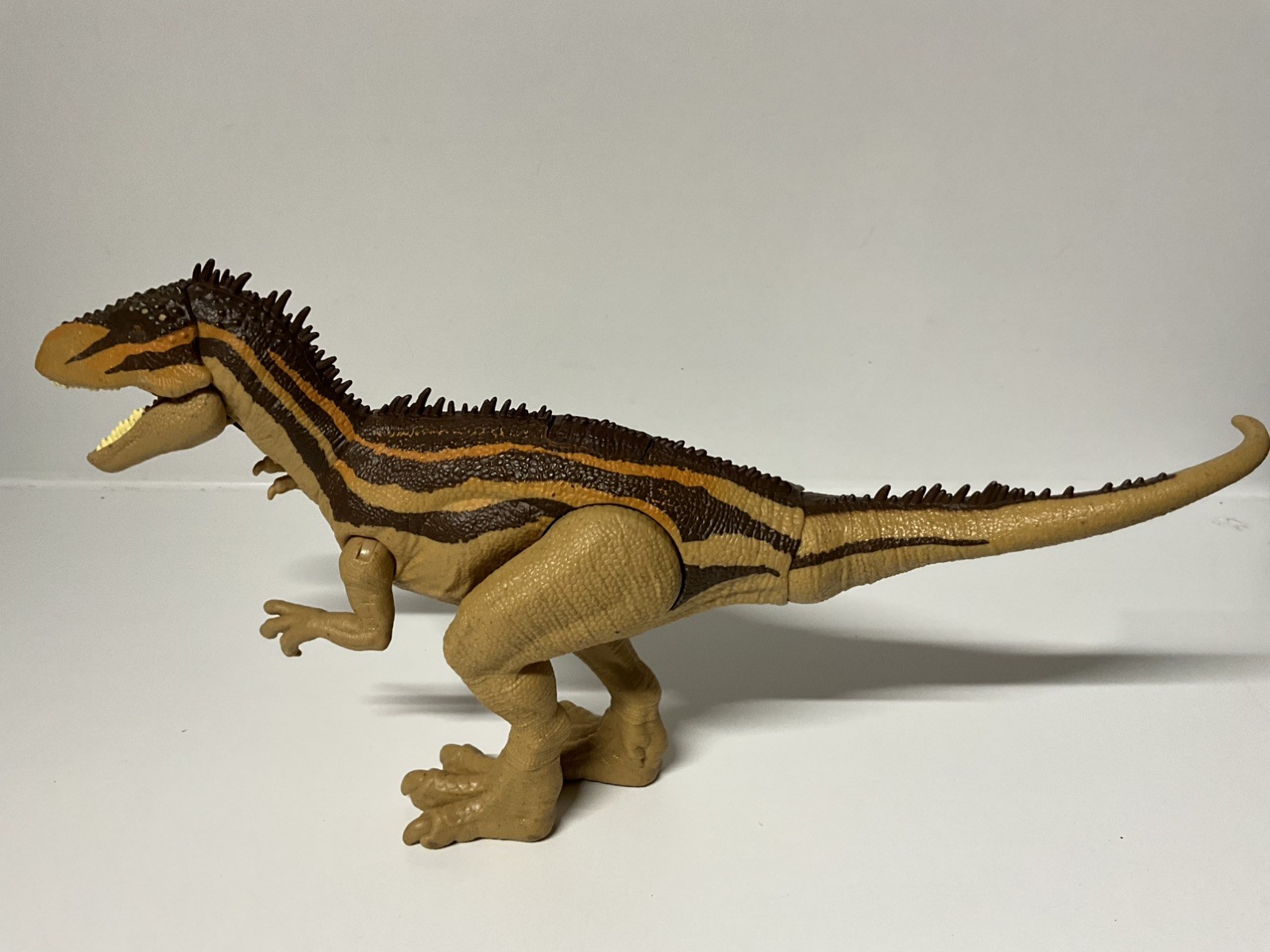 Dinosauro Carcharodontosaurus Mattel Jurassic World Parco Dinosauri Dino Escape