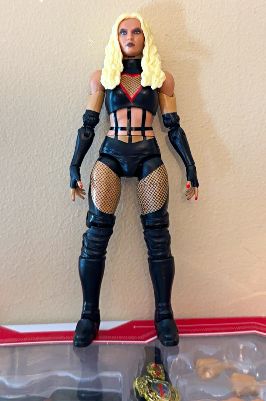 AEW Unrivaled Serie 16 Figurina Julia Hart
