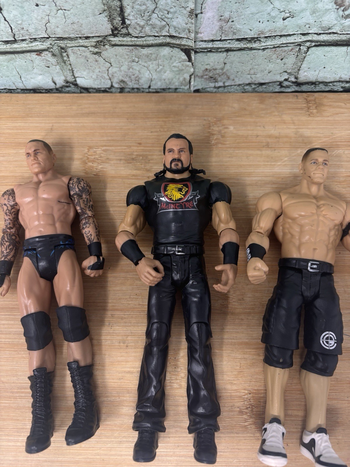Lotto di 3 action figure WWE Mattel Randy Orton Drew McIntyre John Cena sfuse