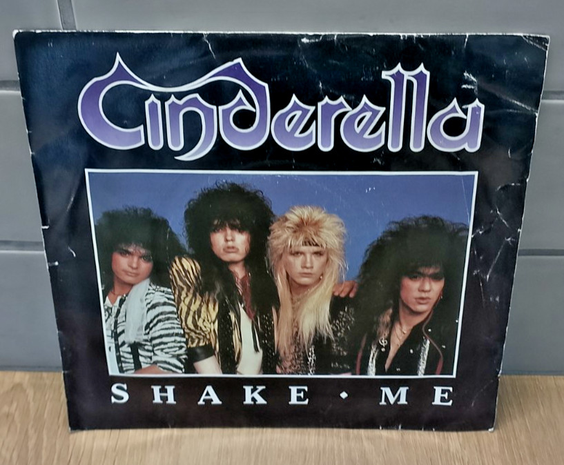 Vinyl 7" Single Cinderella – Shake Me VG/G+ 1986 UK pressing vertigo records