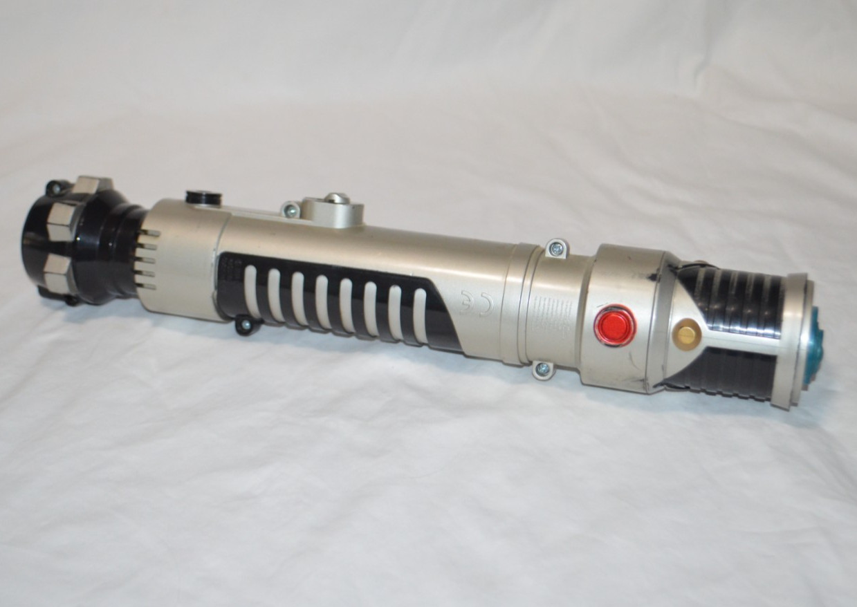 Star Wars Clone Wars 2006 Obi Wan Kenobi Blue Force Action Lightsaber Working