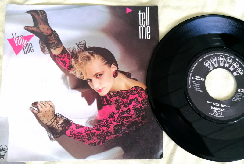 Vanelle - Tell Me / Tell Me (Remix) 7" Vinyl Single (Idee Records 1C 006-15 5501 7)