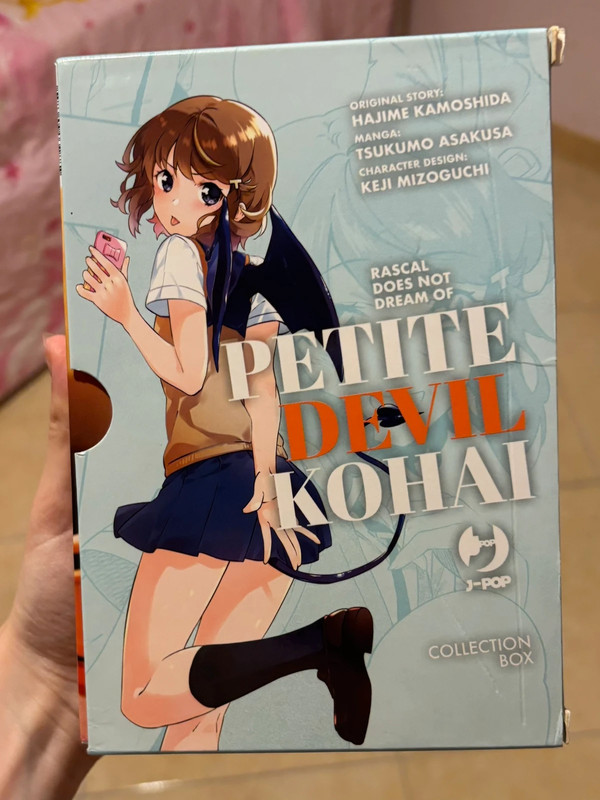Bunny girl senpai/Petite Devil kohai